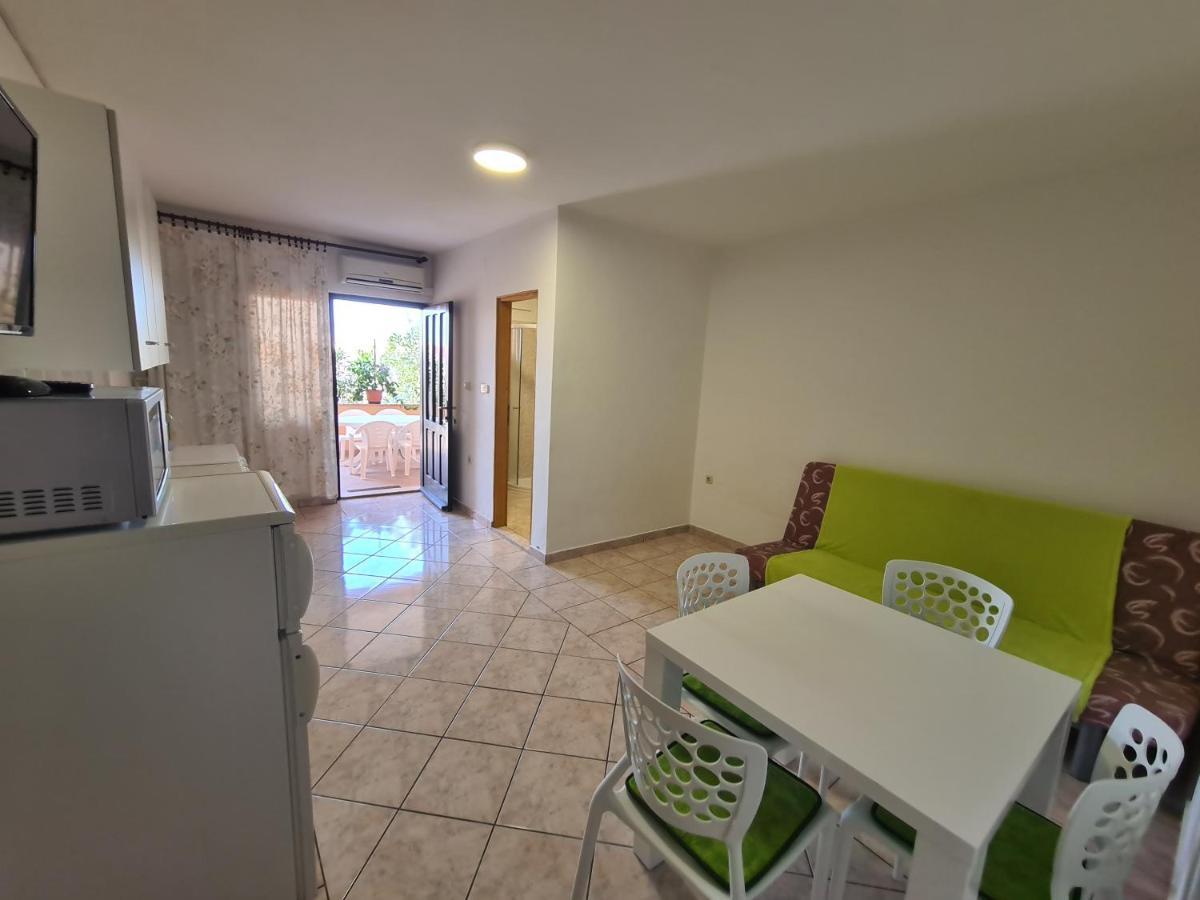 Apartments Barbati Kustici Luaran gambar