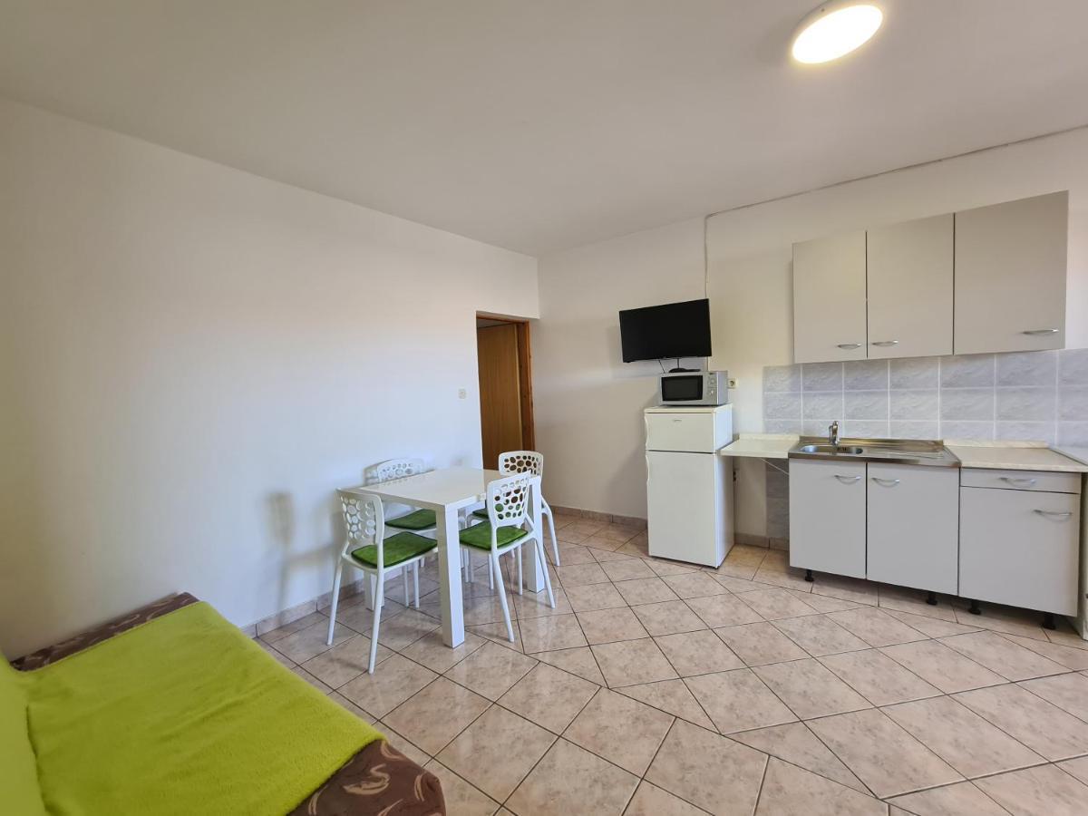 Apartments Barbati Kustici Luaran gambar