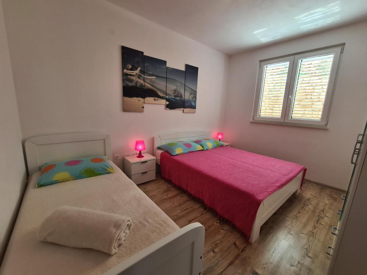 Apartments Barbati Kustici Luaran gambar