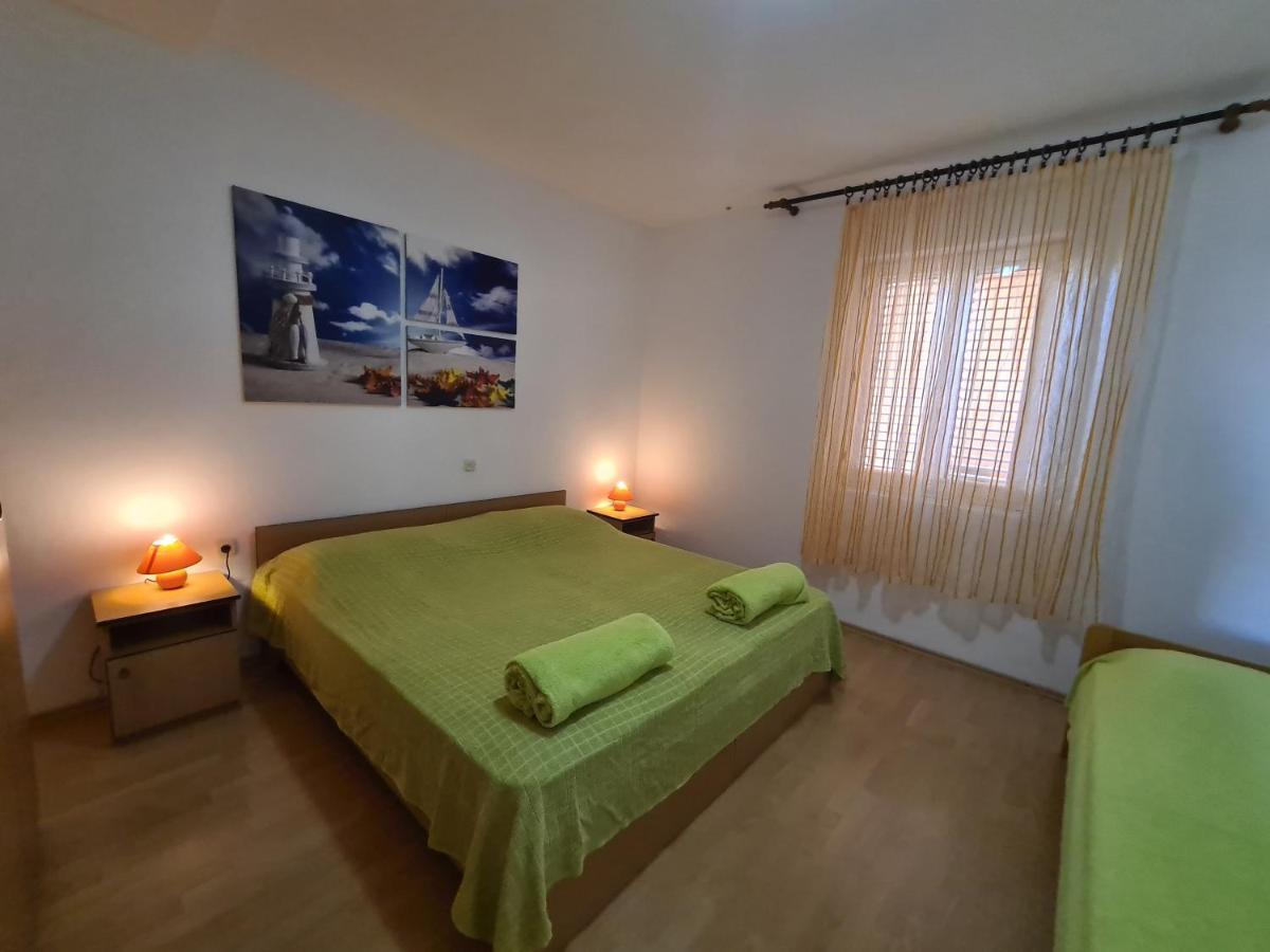 Apartments Barbati Kustici Luaran gambar